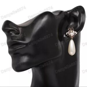 Art Deco Bee Earrings Vintage Style Pearl Drop Crystal Wings Antique Gold Tone